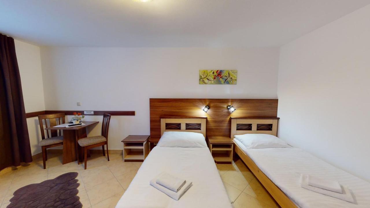 Garni Hotel Fatra Terchova Ngoại thất bức ảnh