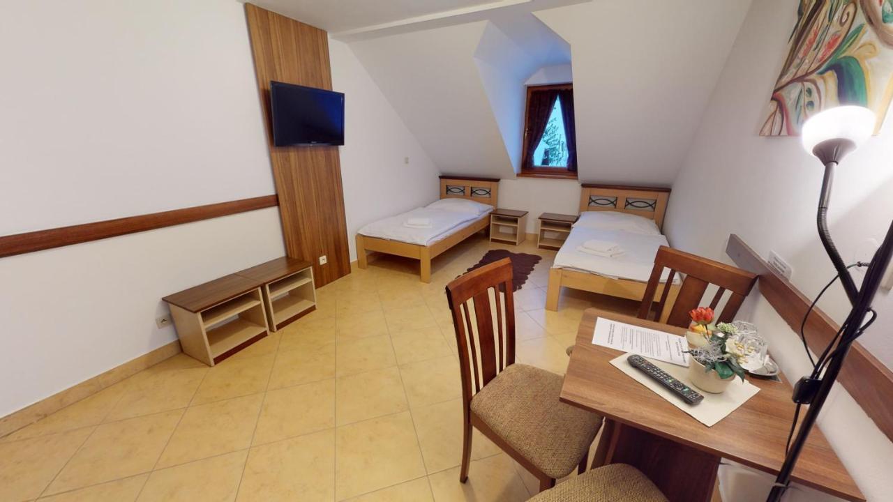 Garni Hotel Fatra Terchova Ngoại thất bức ảnh